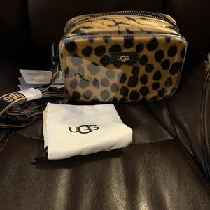 NWT UGG Janey II Clear Plush with Strap